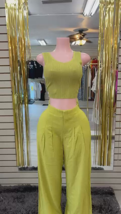 2-piece set in green